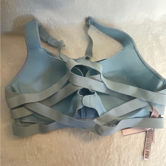 Victoria's Secret Light Blue Bra - Picture 3 of 4